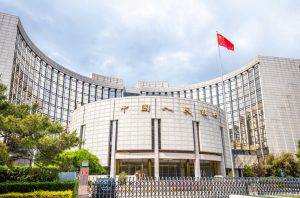 china-cuts-lending-rates-amid-economic-slowdown